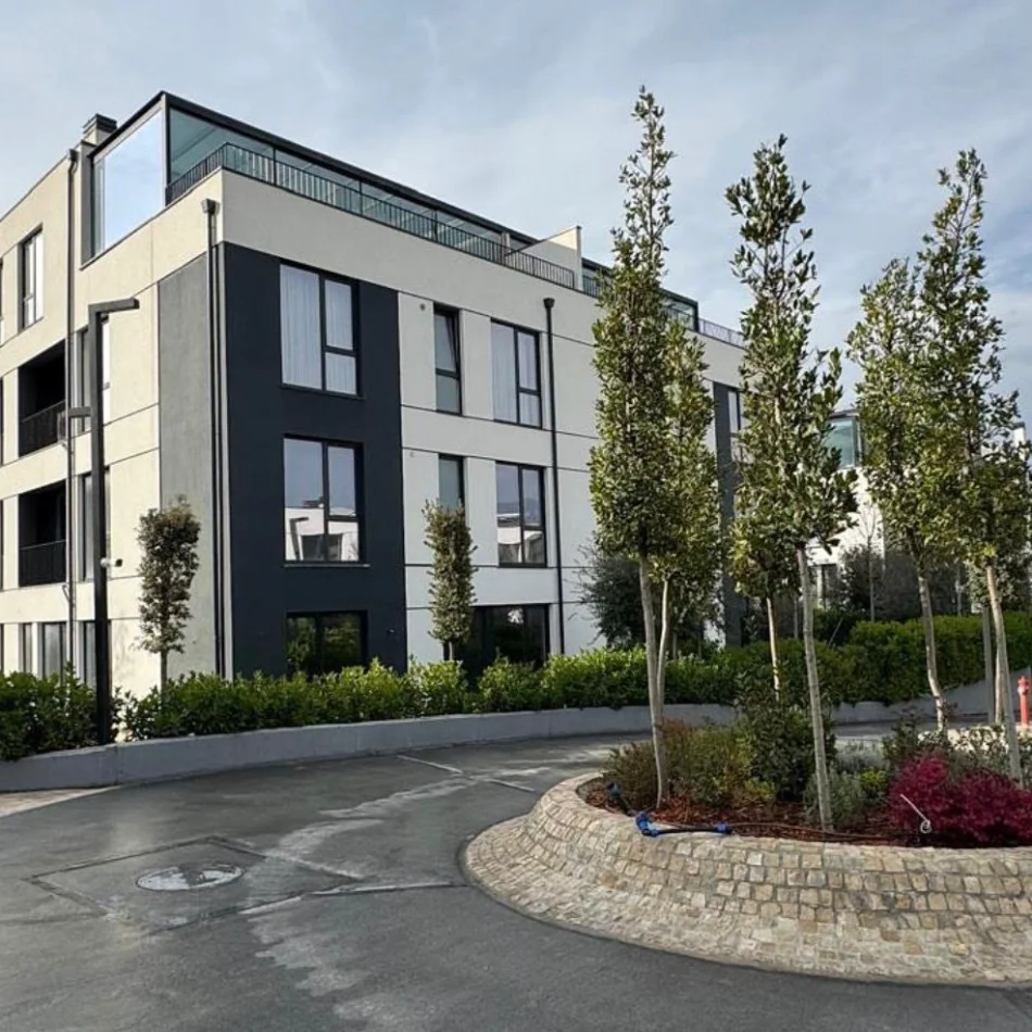 shitet apartament 3+1+Ballkon , 141 m² 550.000 € (Liqeni i Thate)