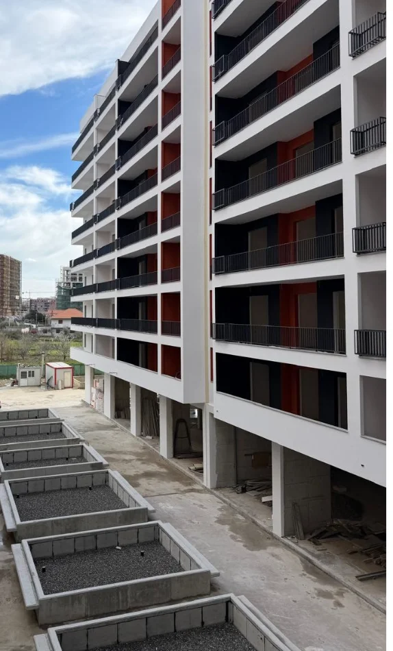 Tirane, shitet apartament 2+1+Ballkon Kati 3, 106 m² 122.176 € (Paskuqan)
