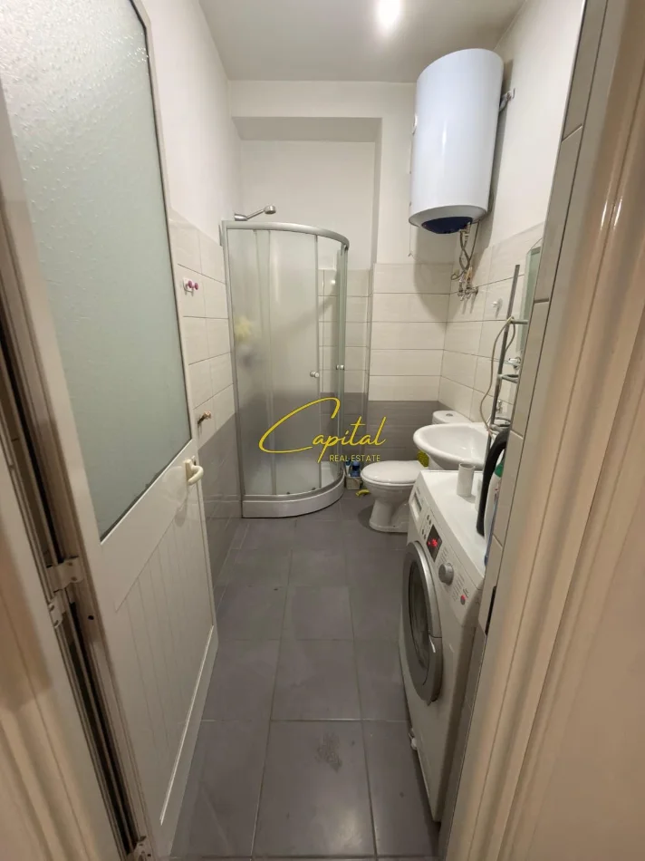 Tirane, jepet me qera apartament 3+1 Kati 4, 120 m² 700 € (KOPSHTI BOTANIK)