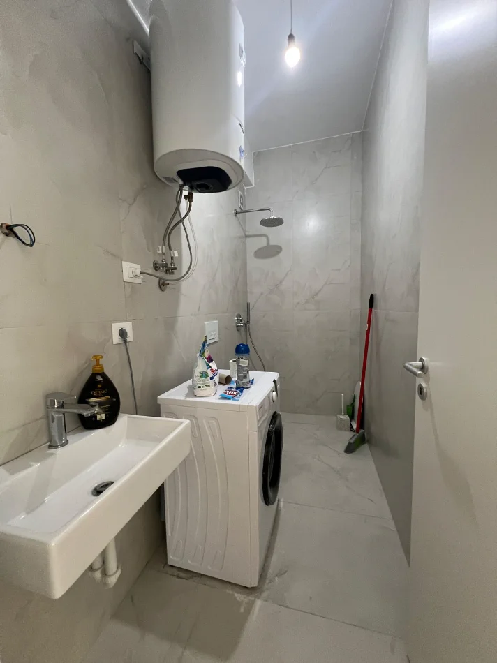 Tirane, shitet apartament 1+1 Kati 1, 41 m² 80.000 € (Rruga Dalip Topi)