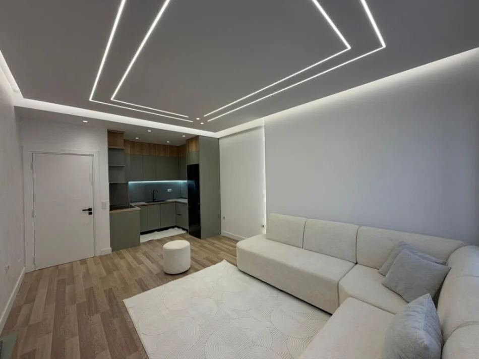 Tirane, shitet apartament 1+1+Ballkon Kati 4, 61 m² 120.000 € (Bulevardi i Ri)