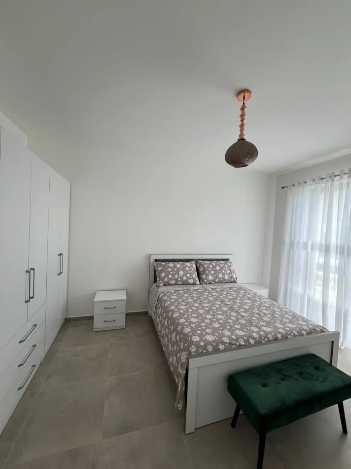 Tirane, jepet me qera apartament 1+1+Ballkon Kati 3, 75 m² 500 € 