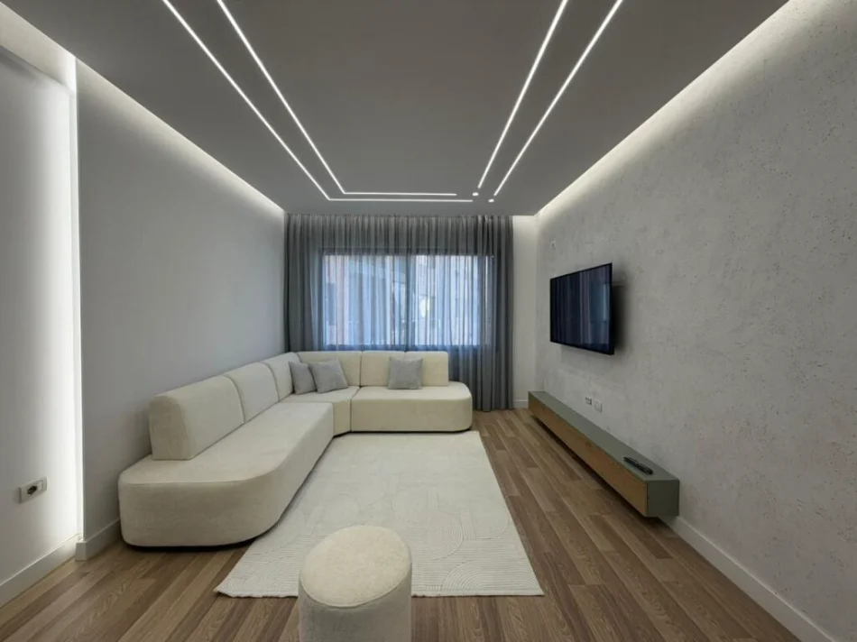 Tirane, shitet apartament 1+1 Kati 4, 61 m² 120.000 € (Astir)