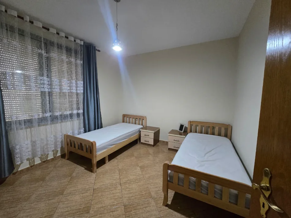 Tirane, shitet apartament 2+1 Kati 5, 101 m² (Rr. e Kosovareve)
