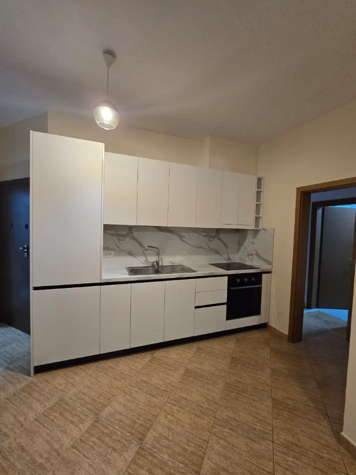 Tirane, shitet apartament 2+1 Kati 5, 101 m² (Rr. e Kosovareve)