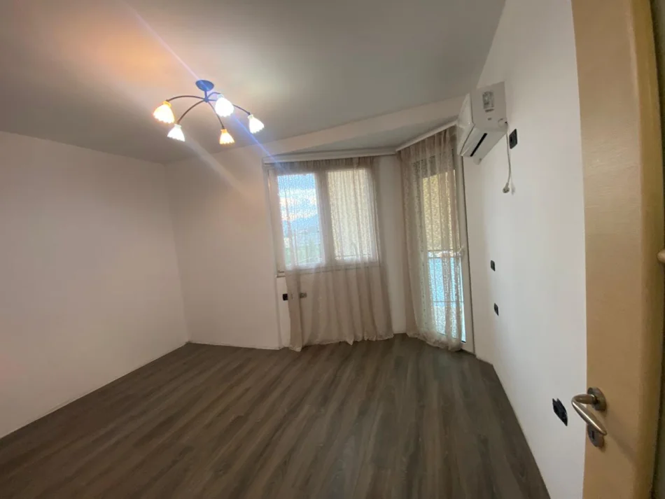Shitet apartament 2+1 , 90 m² 189.000 € (Ish Fusha e Aviacionit)