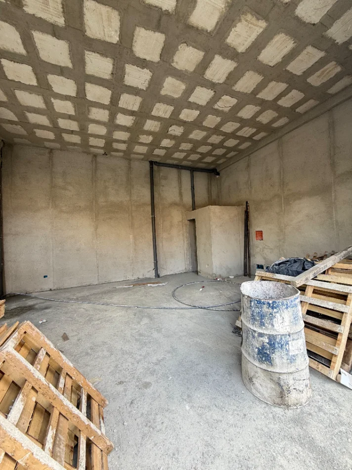 Tirane, shitet ambjent biznesi Kati 0, 54 m² 193.000 € (RRUGA MIHAL GRAMENO)