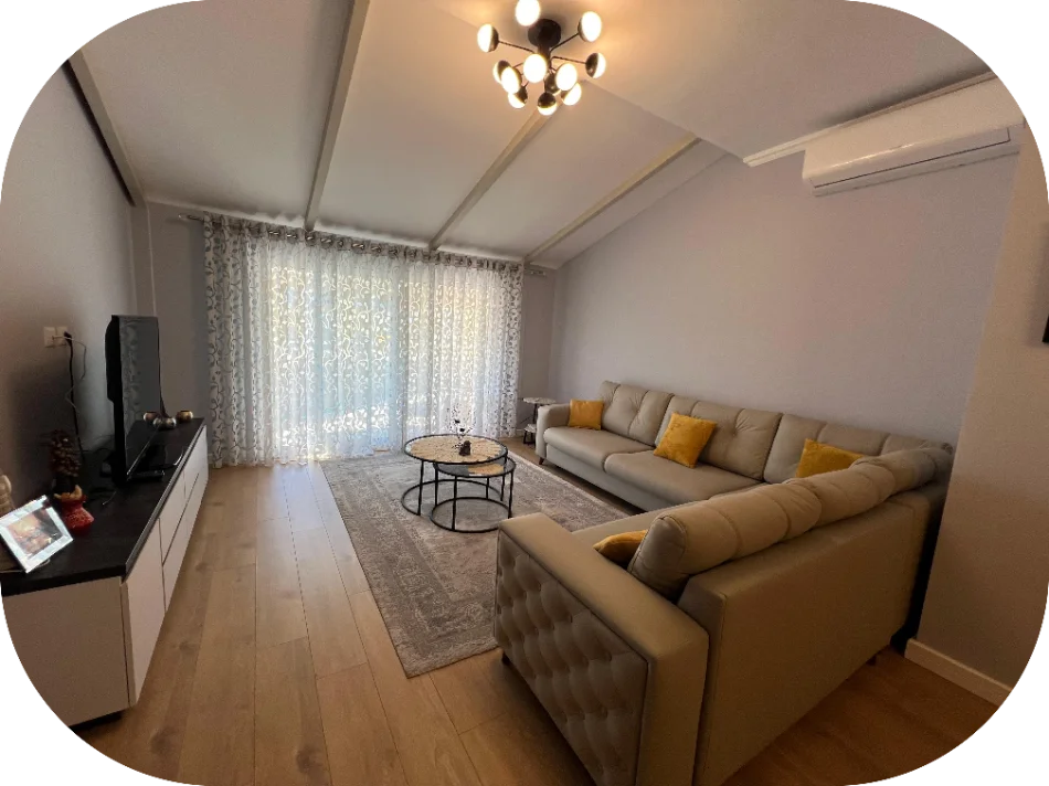Tirane, jepet me qera apartament 2+1+Ballkon Kati 9, 130 m² 1.000 € (Shkolla e Baletit Tiranë)