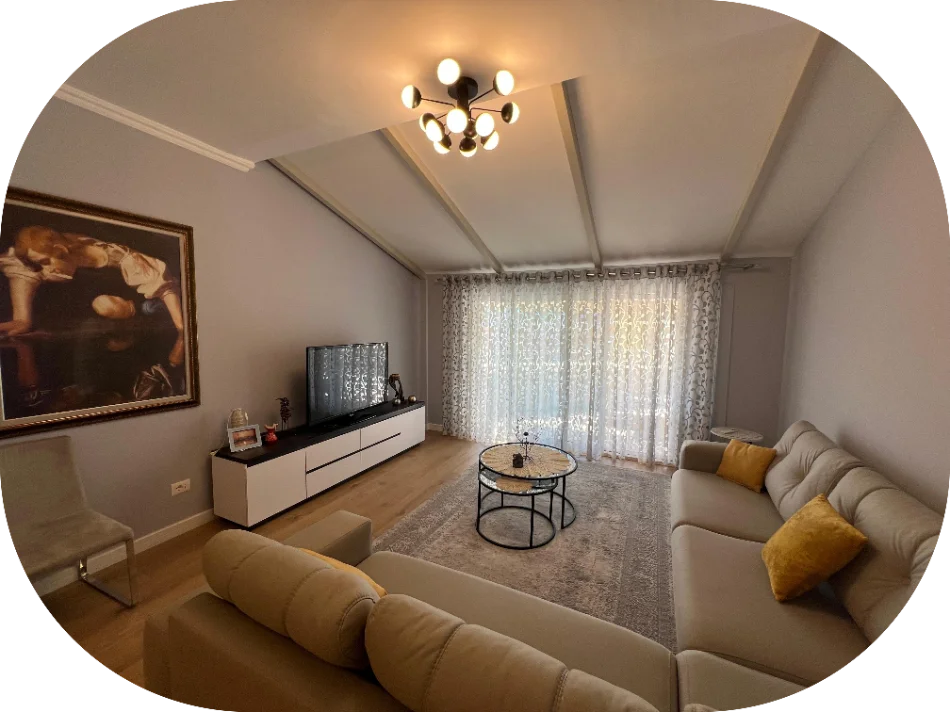Tirane, jepet me qera apartament 2+1+Ballkon Kati 9, 130 m² 1.000 € (Shkolla e Baletit Tiranë)