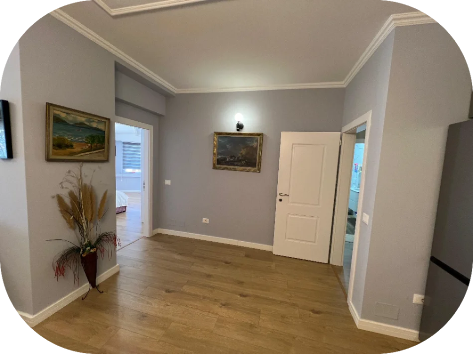 Tirane, jepet me qera apartament 2+1+Ballkon Kati 9, 130 m² 1.000 € (Shkolla e Baletit Tiranë)