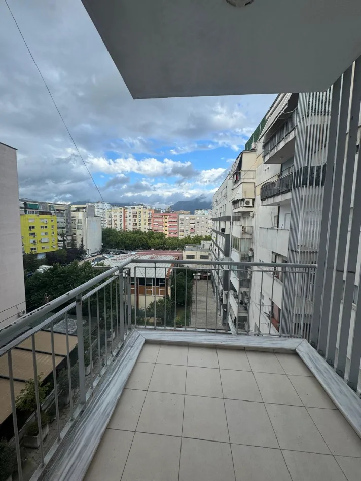 🏡 Jepet me Qera Apartament 1+1 ne Don Bosko afer Kompleksit Vizion Plus,  500 mij leke
