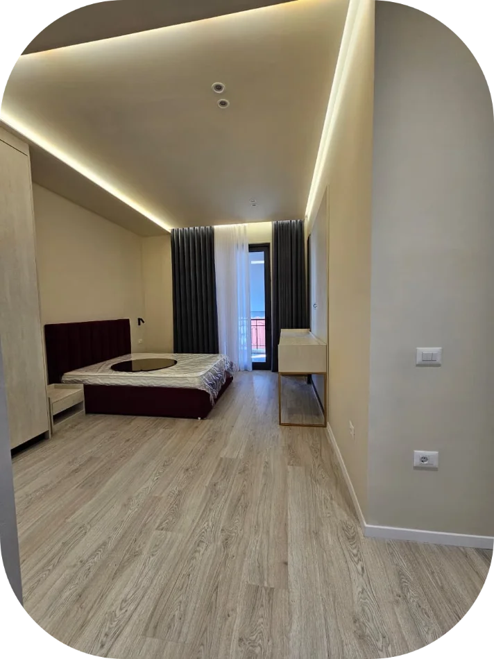 Tirane, jepet me qera apartament 2+1+Ballkon Kati 5, 115 m² 1.600 € (Kompleksi Delijorgji, Tiranë)