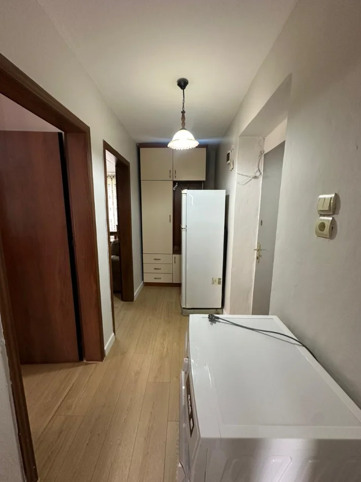 Tirane, shitet apartament 1+1 Kati 3, 54 m² 129.000 € (rruga karl gega)