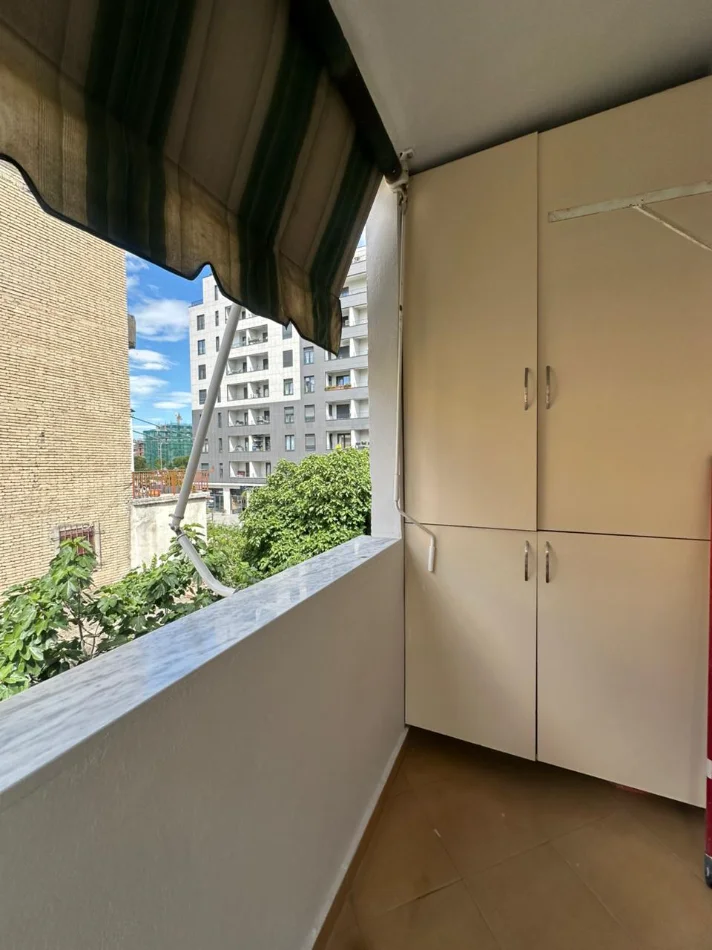 Tirane, shitet apartament 1+1 Kati 3, 54 m² 129.000 € (rruga karl gega)