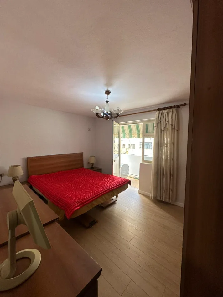 Tirane, shitet apartament 1+1 Kati 3, 54 m² 129.000 € (rruga karl gega)