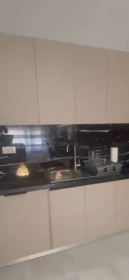 Apartament 2+1 me qira ne rrugen Stiki Cico