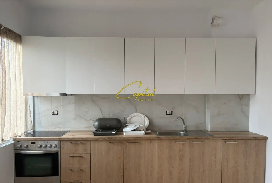 Tirane, jepet me qera apartament 2+1 Kati 2, 90 m² 700 € (RRUGA E ELBASANIT)