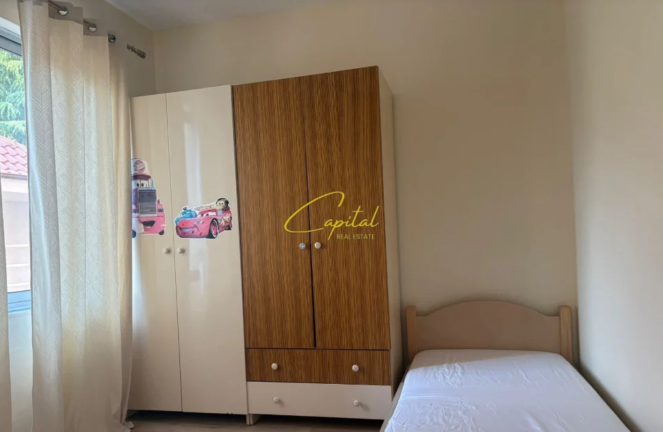 Tirane, jepet me qera apartament 2+1 Kati 2, 90 m² 700 € (RRUGA E ELBASANIT)