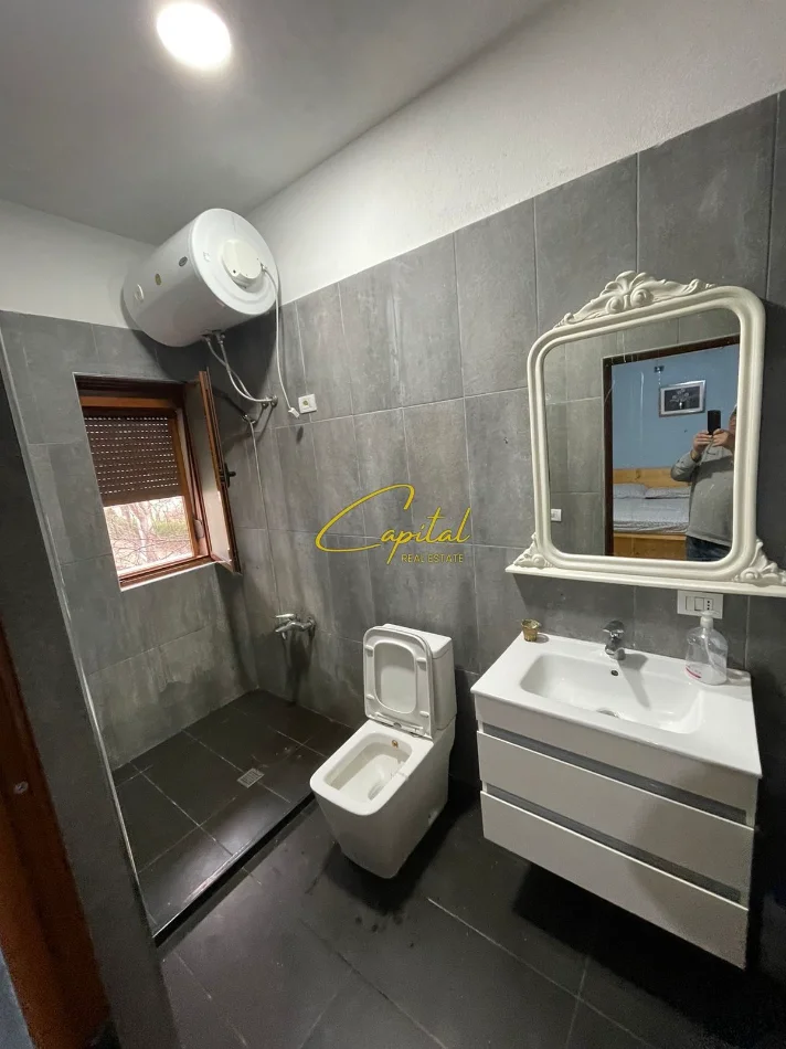 Tirane, jepet me qera apartament 2+1 Kati 2, 90 m² 370 € (ASTIR)