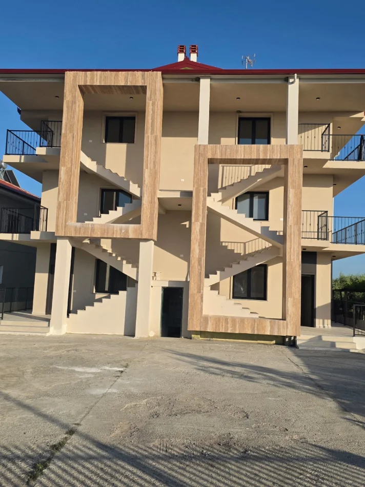 Spille, shitet 1+1 Kati 1, 35 m² (Kavaje,Spille)