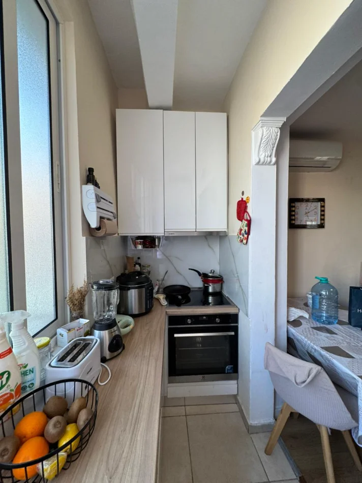 Tirane, shitet 1+1+Ballkon Kati 4, 50 m² 125.000 € 