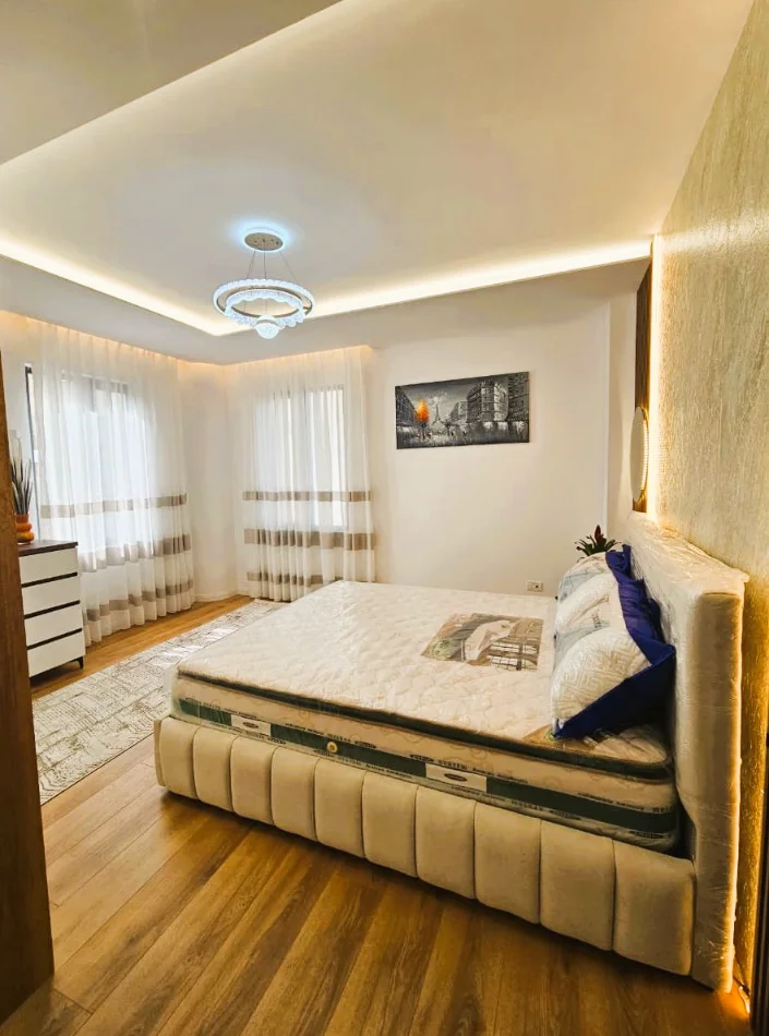 Tirane, shitet apartament 2+1+Aneks+Ballkon Kati 6, 116 m² 255.000 € 