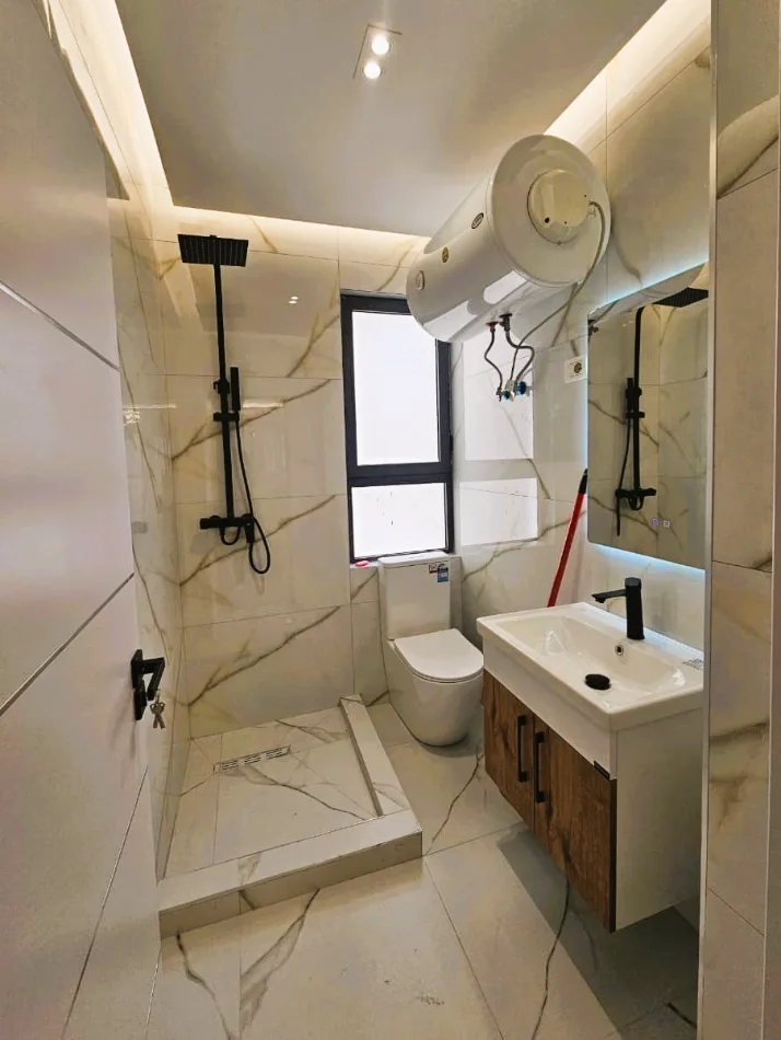 Tirane, shitet apartament 2+1+Aneks+Ballkon Kati 6, 116 m² 255.000 € 