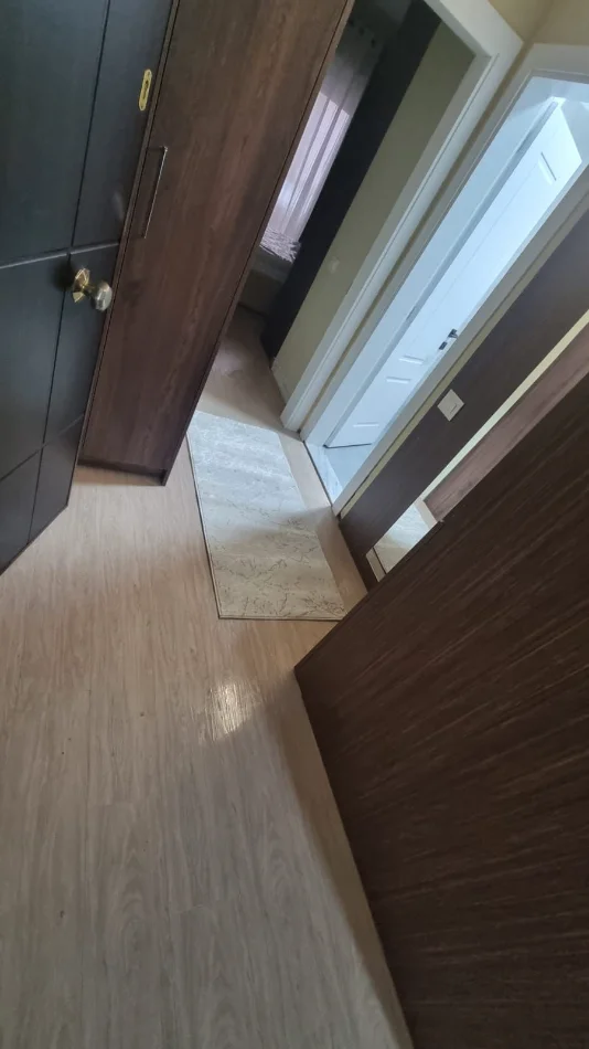 Tirane, jepet me qera apartament 1+1 , 67 m² 650 € 