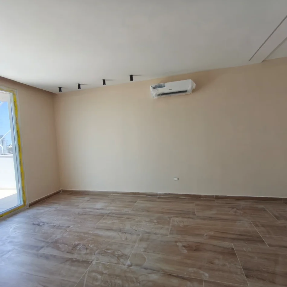 Durres, shitet apartament 1+1+Ballkon Kati 5, 63 m² 95.000 € (Golem, Durres)