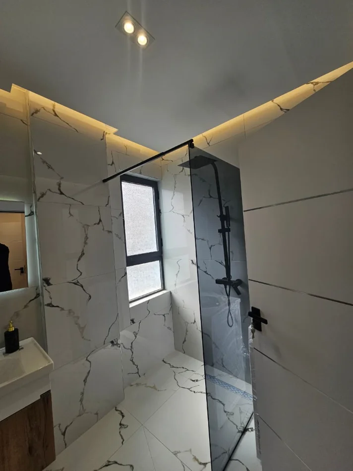 Tirane, shitet apartament 2+1+Aneks+Ballkon Kati 5, 116 m² 265.000 € 