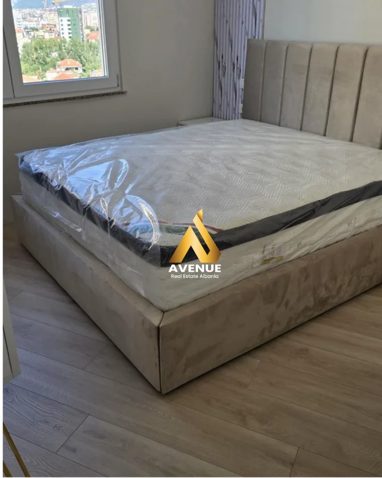 JEPET ME QIRA APARTAMENT 1+1 LUKSOZ – ASTIR, PRANË HOTEL GRAND (Rruga Teodor Keko)