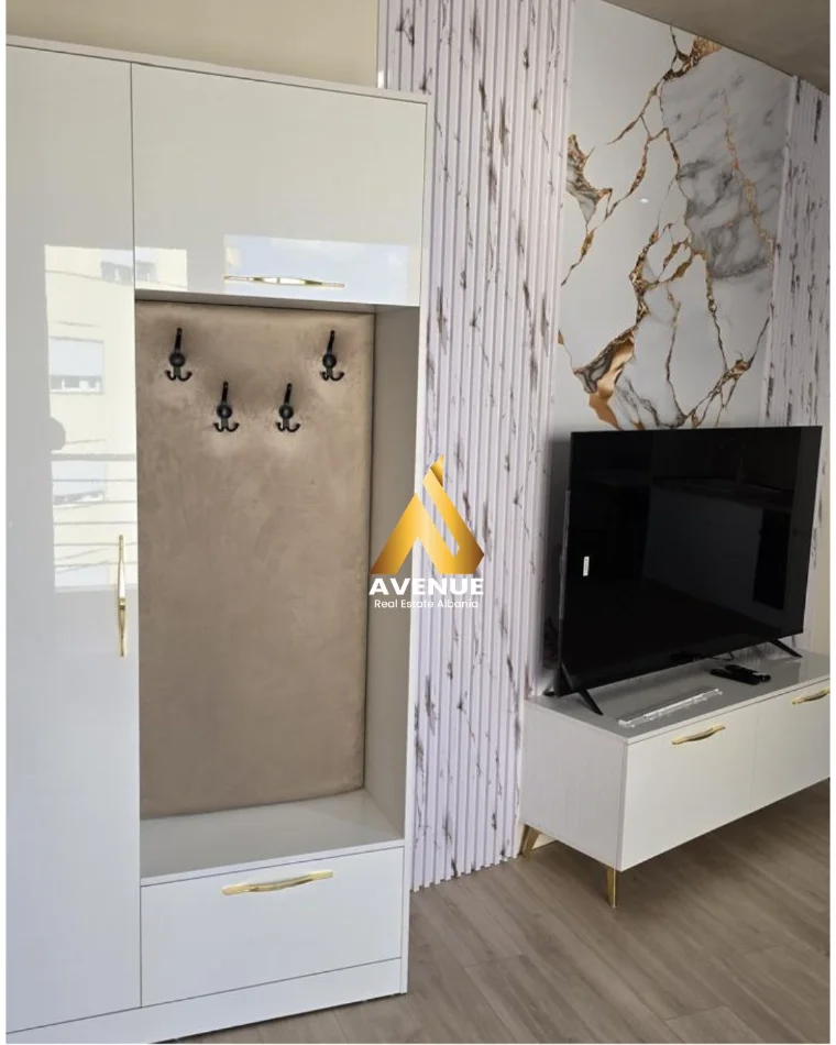 JEPET ME QIRA APARTAMENT 1+1 LUKSOZ – ASTIR, PRANË HOTEL GRAND (Rruga Teodor Keko)