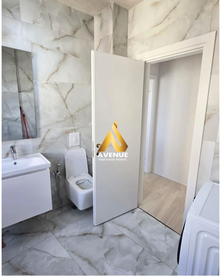 JEPET ME QIRA APARTAMENT 1+1 LUKSOZ – ASTIR, PRANË HOTEL GRAND (Rruga Teodor Keko)