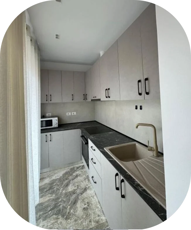 Tirane, jepet me qera apartament 1+1+Ballkon Kati 5, 70 m² 630 € (Unaza e Re, Tiranë)