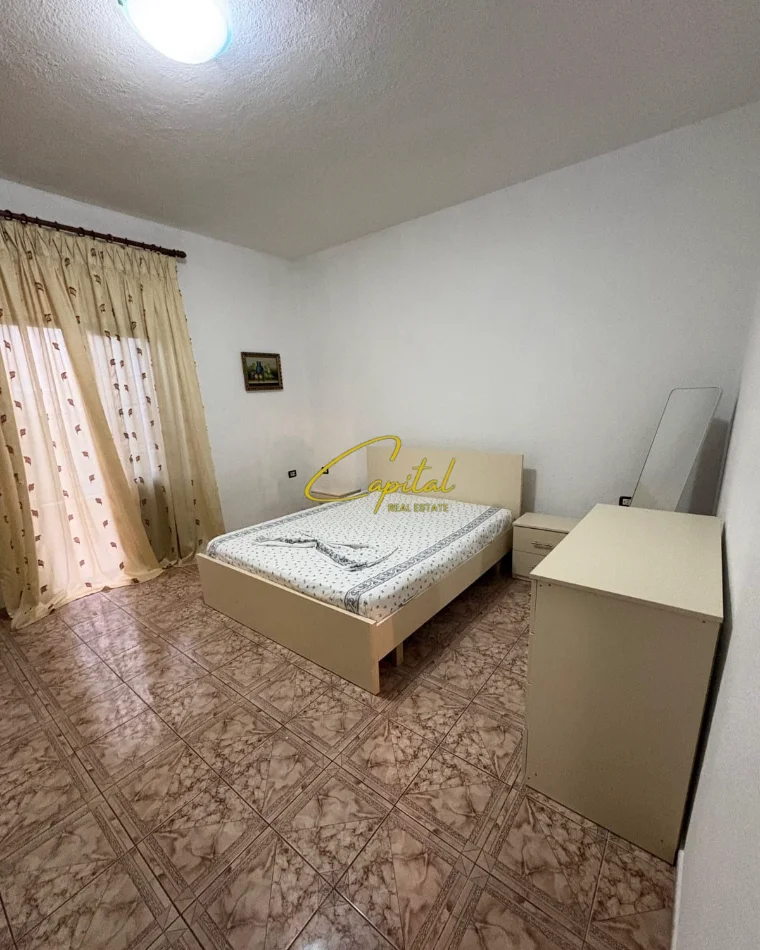 Tirane, jepet me qera apartament 2+1 Kati 2, 117 m² 320 € (RRUGA JORDAN MISJA)