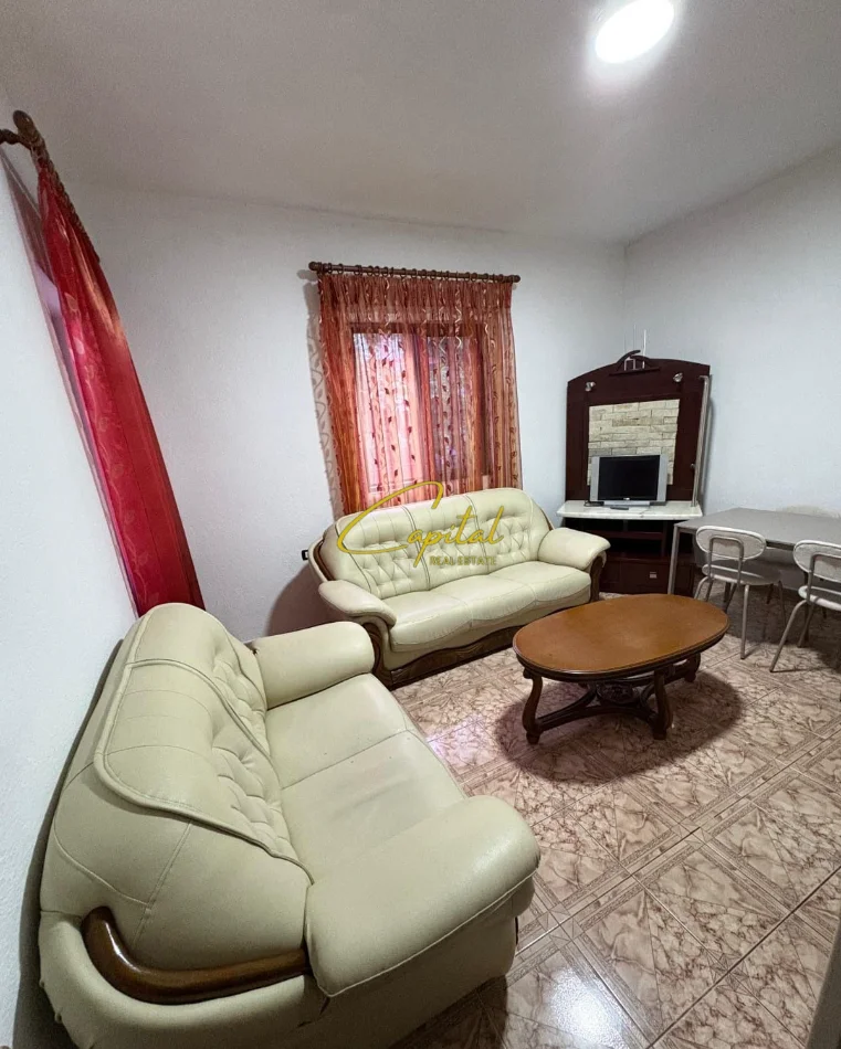 Tirane, jepet me qera apartament 2+1 Kati 2, 117 m² 320 € (RRUGA JORDAN MISJA)