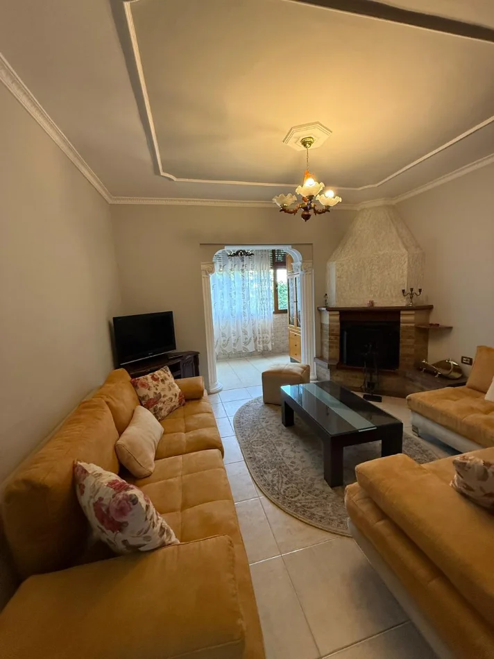 Tirane, jepet me qera apartament 2+1 Kati 4, 83 m² 700 € (Bulevardin Zhan D'Ark, në kryqëzimin e ATSH-së me Urën Ali Demi në Tiranë)