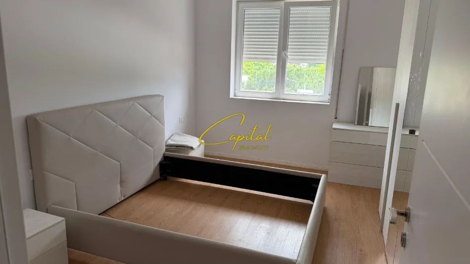 Tirane, jepet me qera apartament 2+1 Kati 5, 99 m² 550 € (QSUT)