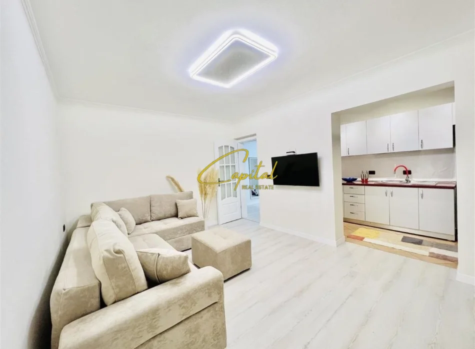 Tirane, shitet apartament 1+1 Kati 4, 65 m² 210.000 € (STADIUMI DINAMO)