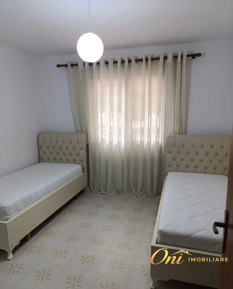 Tirane, jepet me qera apartament 2+1 Kati 1, 75 m² 500 € (MISTO MAME)
