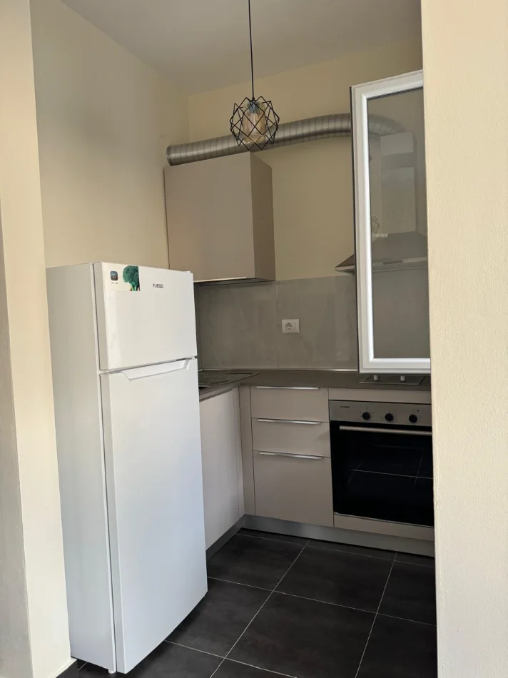 Gjiri Lalezit | Hamallaj, shitet apartament 1+1+Ballkon Kati 3, 56 m² 105.000 € (FishLand)
