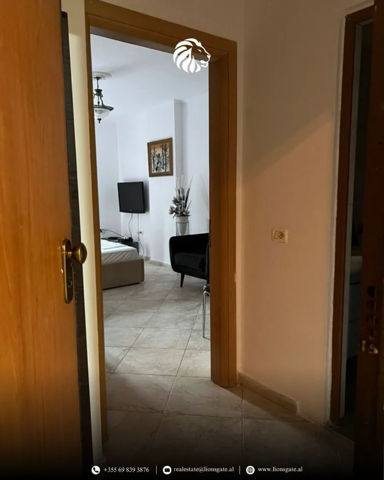 Tirane, jap me qera apartament 1+1+Aneks+Ballkon , 42 m² 550 € 