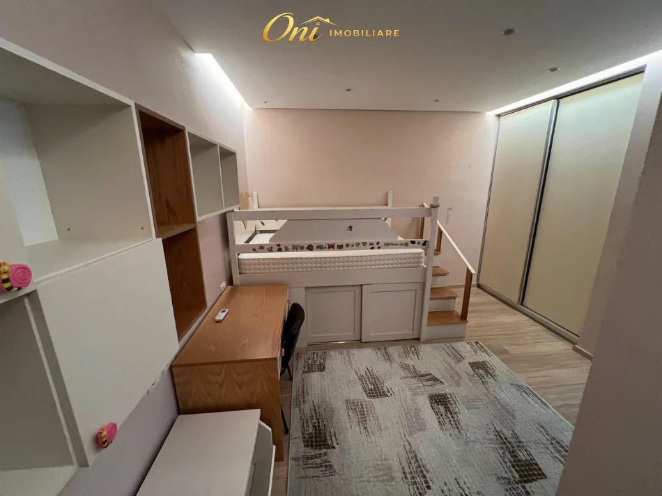 Tirane, jepet me qera apartament 2+1+2 Kati 3, 106 m² 550 € (VILA L, Astir)