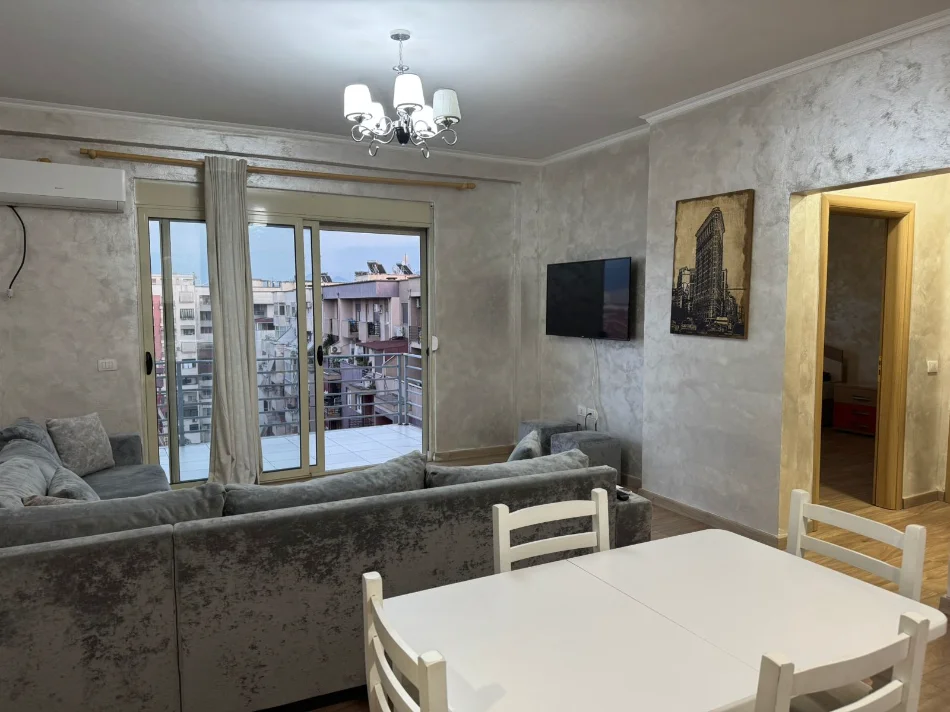 Tirane, jepet me qera apartament 2+1 Kati 8, 90 m² 550 € (Rruga Aleksandri i madh)