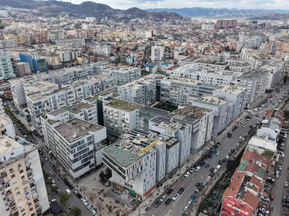 Shqiperi, shitet apartament 1+1 Kati 4, 53 m² 160.000 € (Kika2)