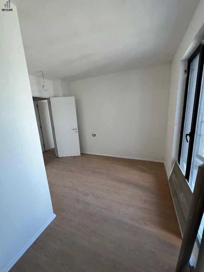 Tirane, shitet apartament 2+1 Kati 7, 98 m² 212.435 € (Astir)