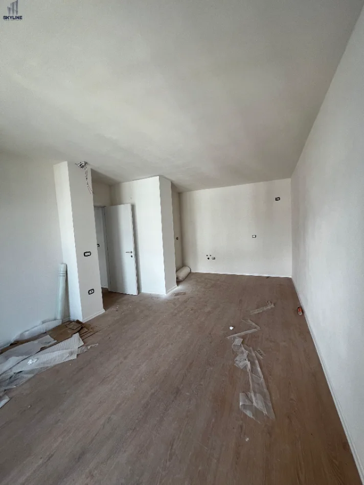 Tirane, shitet apartament 2+1 Kati 7, 98 m² 212.435 € (Astir)