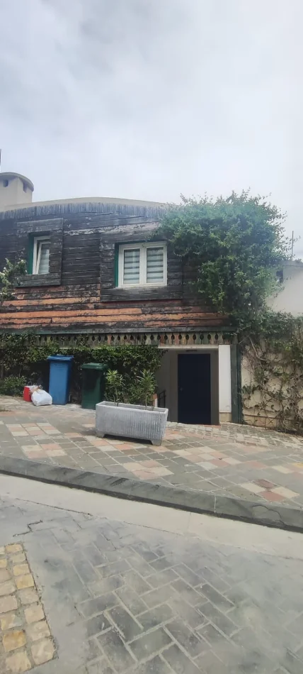 Tirane, shitet apartament duplex Dublex , 100 m² 210.000 € (Kodra e Diellit 1)