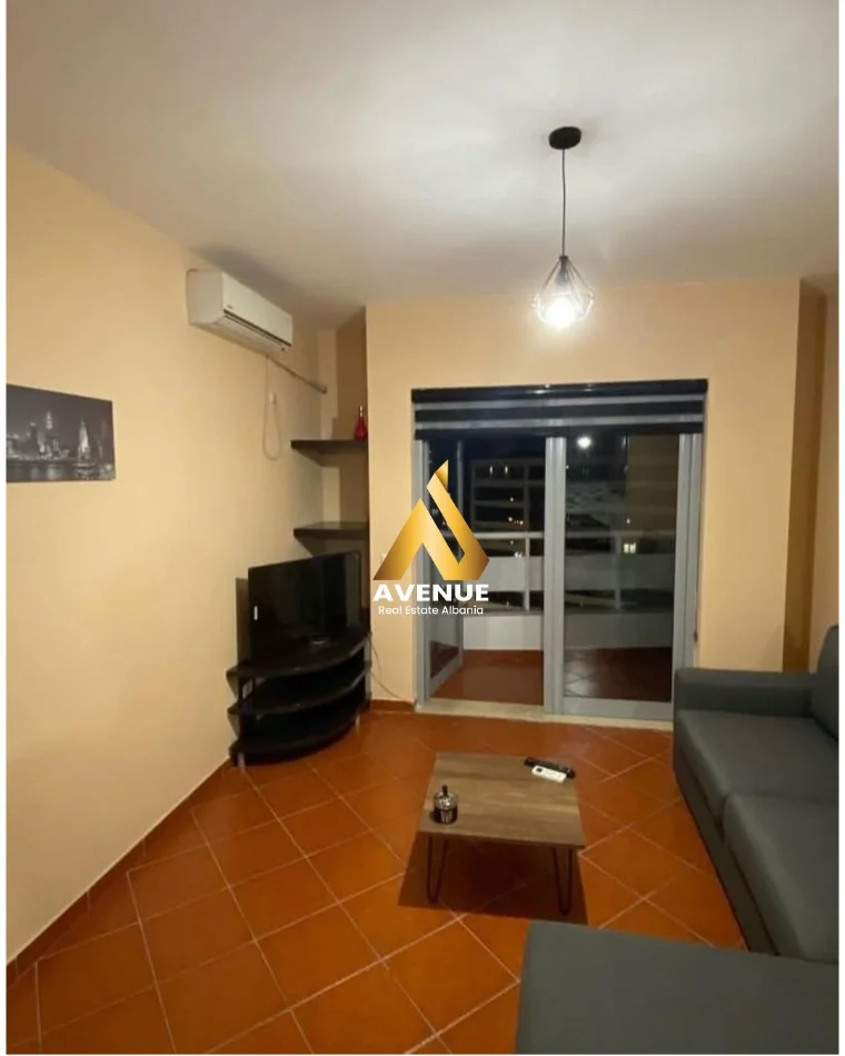 APARTAMENT 1+1 ME QIRA – Kompleksi Amfora, pranë “Pallatit me Shigjeta” Tirane