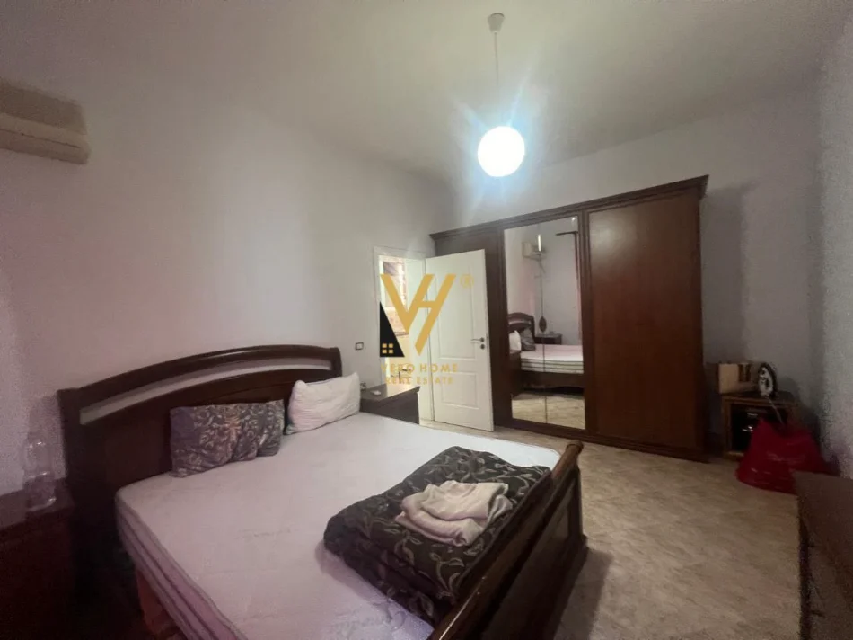 Tirane, jepet me qera apartament 3+1+Ballkon Kati 4, 95 m² 770 € (VASIL SHANTO)